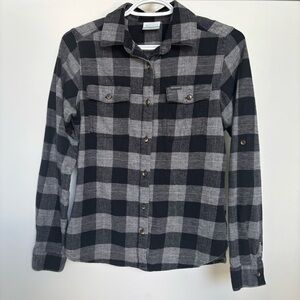 Columbia Black and Gray Plaid Casual Button Down Shirt - Size X-Small